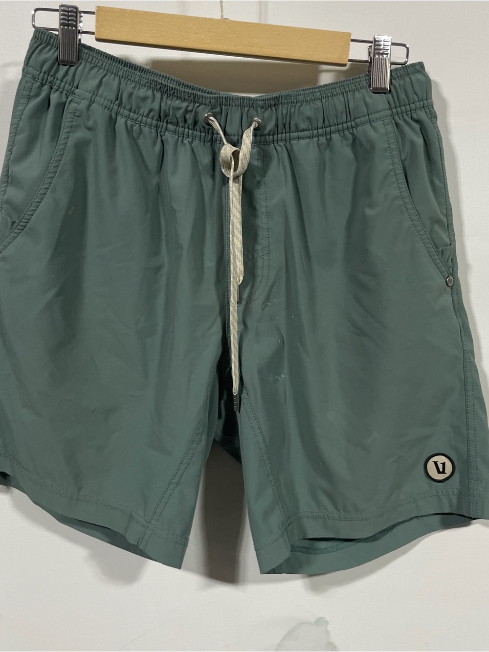 Vuori Men’s Hybrid Shorts in Seafoam Green